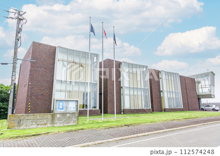 北海道根室市　北海道立北方四島交流センター『二・ホ・ロ』 112574248