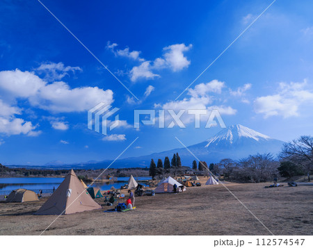 (静岡県)真冬の田貫湖湖畔キャンプ場 (静岡県)真冬の田貫湖湖畔キャンプ場 112574547