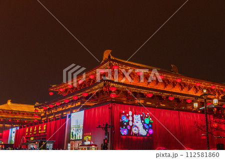 中国 西安市 大唐不夜城  112581860