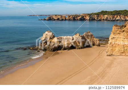 Praia da Rocha in Portimao, Algarve Praia da Rocha in Portimao, Algarve 112589974