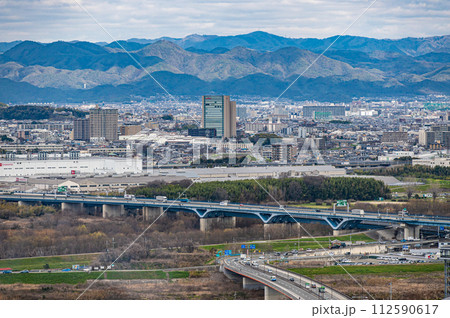 男山展望台からからの京都市方面の眺め 112590617