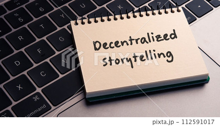 ラップトップにDex（分散型交換）という単語のあるメモ帳があります。目を引く画像です。 112591017