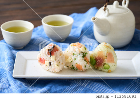 パリおにぎり 112591693