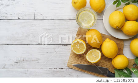 レモン 112592072