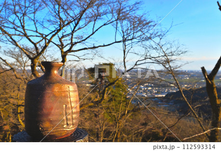 夕日に照らされて 夕日に照らされて 112593314