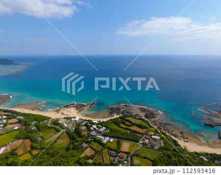 奄美大島　加世間峠　空撮 112593416