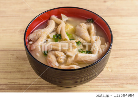 たもぎ茸の味噌汁 112594994