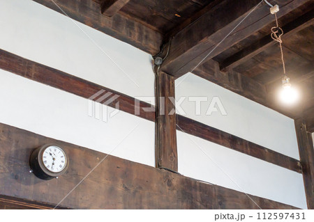 古民家 内観 日本建築 古民家 内観 日本建築 112597431
