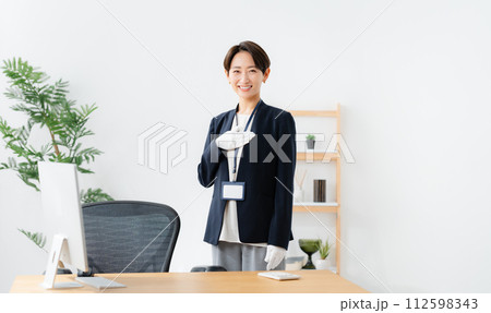 女性鑑定士イメージ 女性鑑定士イメージ 112598343