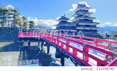 写真素材  国宝　松本城 【長野県】 112599740