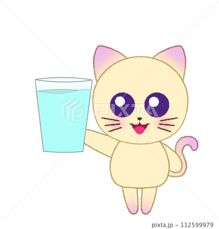 コップに入った水を持っているネコのクレヨンイラスト 112599979