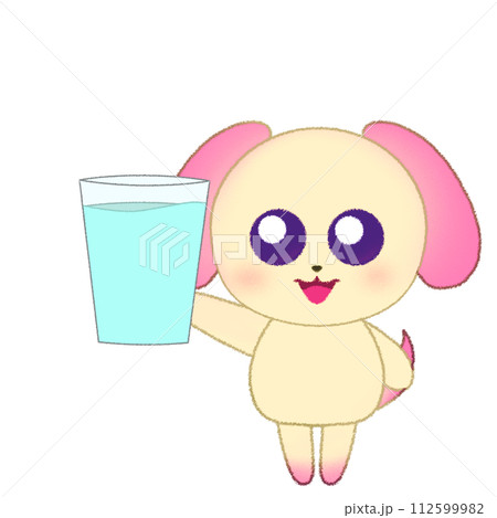 コップに入った水を持っているイヌのクレヨンイラスト コップに入った水を持っているイヌのクレヨンイラスト 112599982