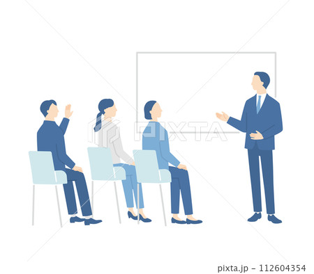 セミナーに参加するビジネスパーソン 112604354