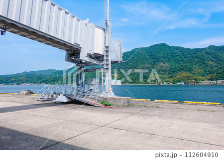 JR境港駅に直結　水木しげるロードへの玄関口みなとさかい交流館（境港フェリーターミナル） 112604910