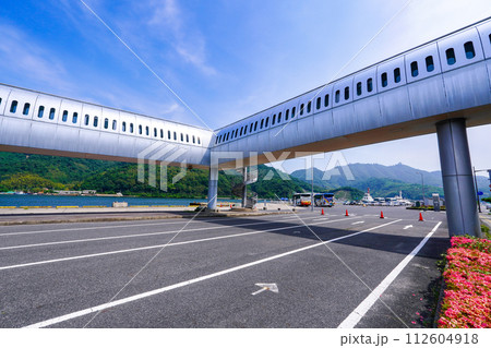 JR境港駅に直結　水木しげるロードへの玄関口みなとさかい交流館（境港フェリーターミナル） 112604918