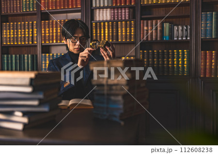 コンセプチュアルなイメージフォト コンセプチュアルなイメージフォト 112608238