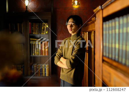 コンセプチュアルなイメージフォト 112608247