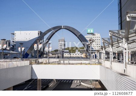 新豊田駅前　豊田市駅歩行者道線　愛知県豊田市 112608677