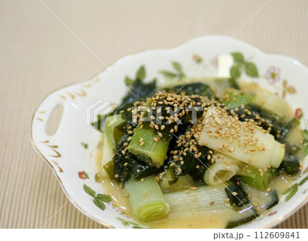 ネギとワカメの酢味噌和え 112609841