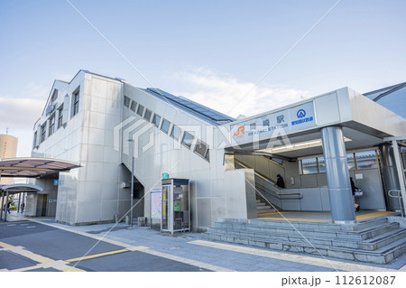 岡崎駅西口前　駅舎とロータリー　愛知県岡崎市 112612087