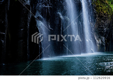 高千穂峡の真名井の滝 高千穂峡の真名井の滝 112620916