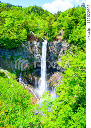 華厳の滝 112622603