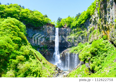 華厳の滝 112622758