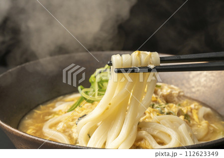 牡蠣の卵あんかけうどん　箸あげ 112623349