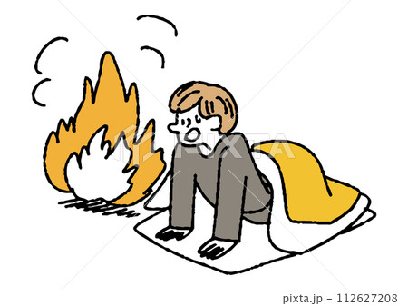 起きたら火事が起きていて驚く男性　火事で火種になるものに関するイラスト 112627208