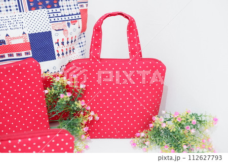 beautiful patterned bag for leisure beautiful patterned bag for leisure 112627793