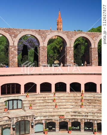 メキシコ　サカテカスの闘牛場を改装したホテル 112627877