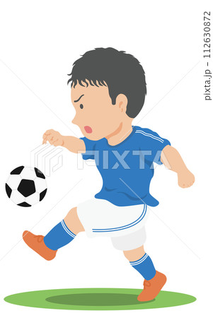 パスを出すサッカー選手 パスを出すサッカー選手 112630872