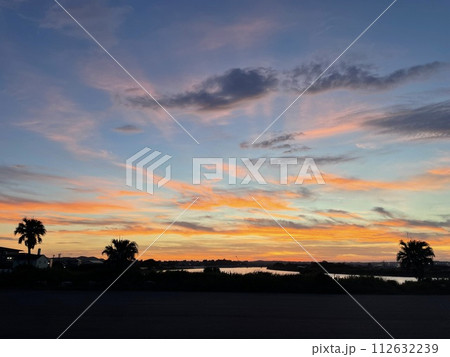 夏下りの夕焼け 夏下りの夕焼け 112632239