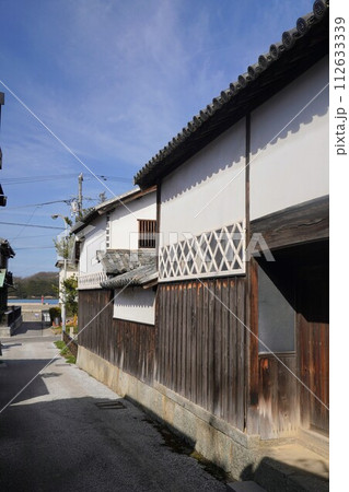 香川県丸亀市の離島・本島の重要伝統的建造物群保存地区8 112633339