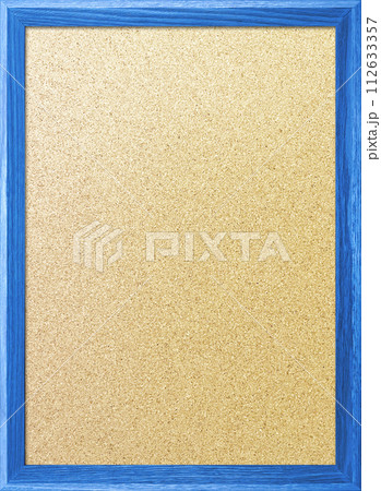木製フレームの薄青色の枠のある細かいコルクボードの縦長の背景画像 112633357