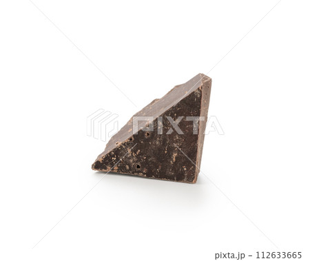 dark chocolate chunk isolated on white background dark chocolate chunk isolated on white background 112633665