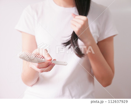 女子 女の子 女児 112637929