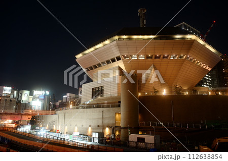 夜のリバープレイス 112638854