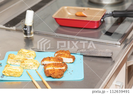 お弁当作り お弁当作り 112639491