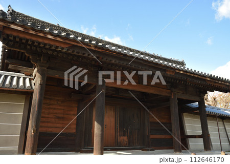 東寺　東大門(不開門) 112646170