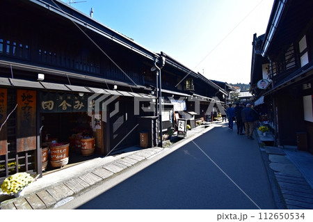 飛騨高山の町並み 112650534