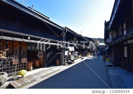 飛騨高山の町並み 112650535