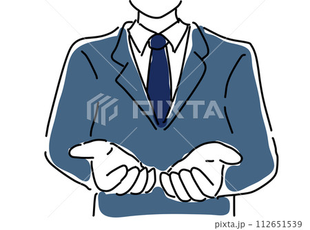 両手で受取るスーツ姿のビジネスマン上半身 112651539