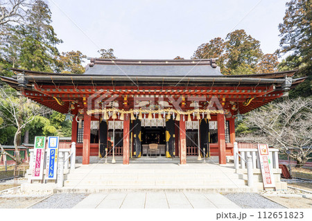 早春の志波彦神社 拝殿 宮城県塩竈市 早春の志波彦神社 拝殿 宮城県塩竈市 112651823