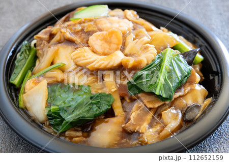 美味しいあんかけ焼きそば弁当 112652159