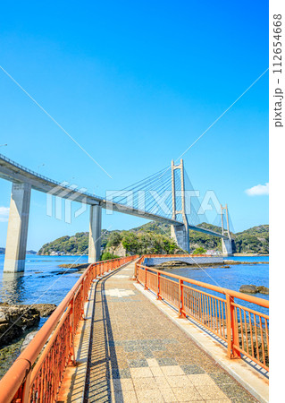 冬の呼子大橋と弁天遊歩橋 佐賀県唐津市の写真素材 [112654668] - PIXTA