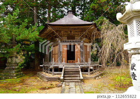 国上寺 六角堂(新潟県) 国上寺 六角堂(新潟県) 112655822