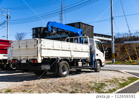 産業廃棄物運搬車 112656591
