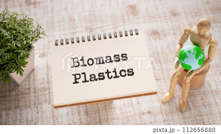 Biomass Plasticsという単語のあるノートブックがあります。目を引く画像のようです。 112656880