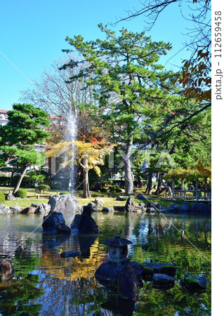 白山神社の紅葉（新潟県）	 112659458